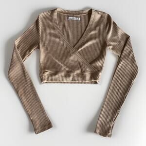 Abercrombie & Fitch Ribbed Wrap Cropped Sweater Top XS / Camel Brown